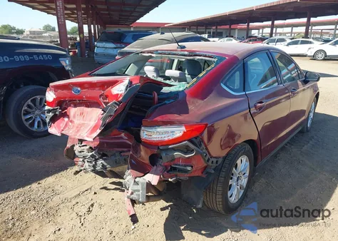 2016 Ford Fusion S из США, поврежденный, VIN 3FA6P0G75GR385743